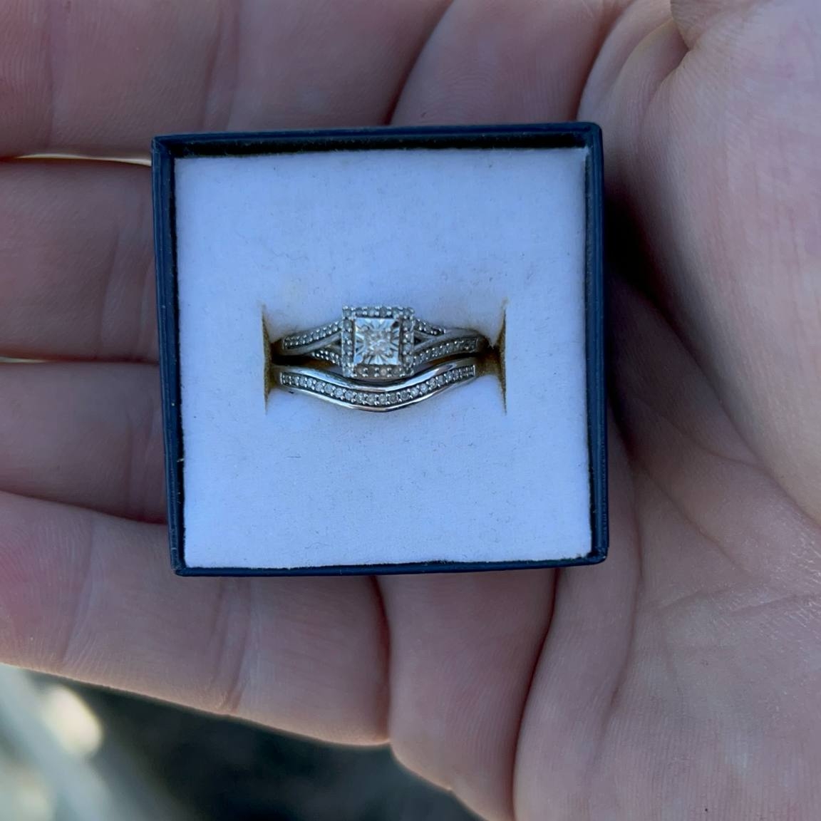 .25 Crt Diamond Elegant Silver Women's Ring Set
